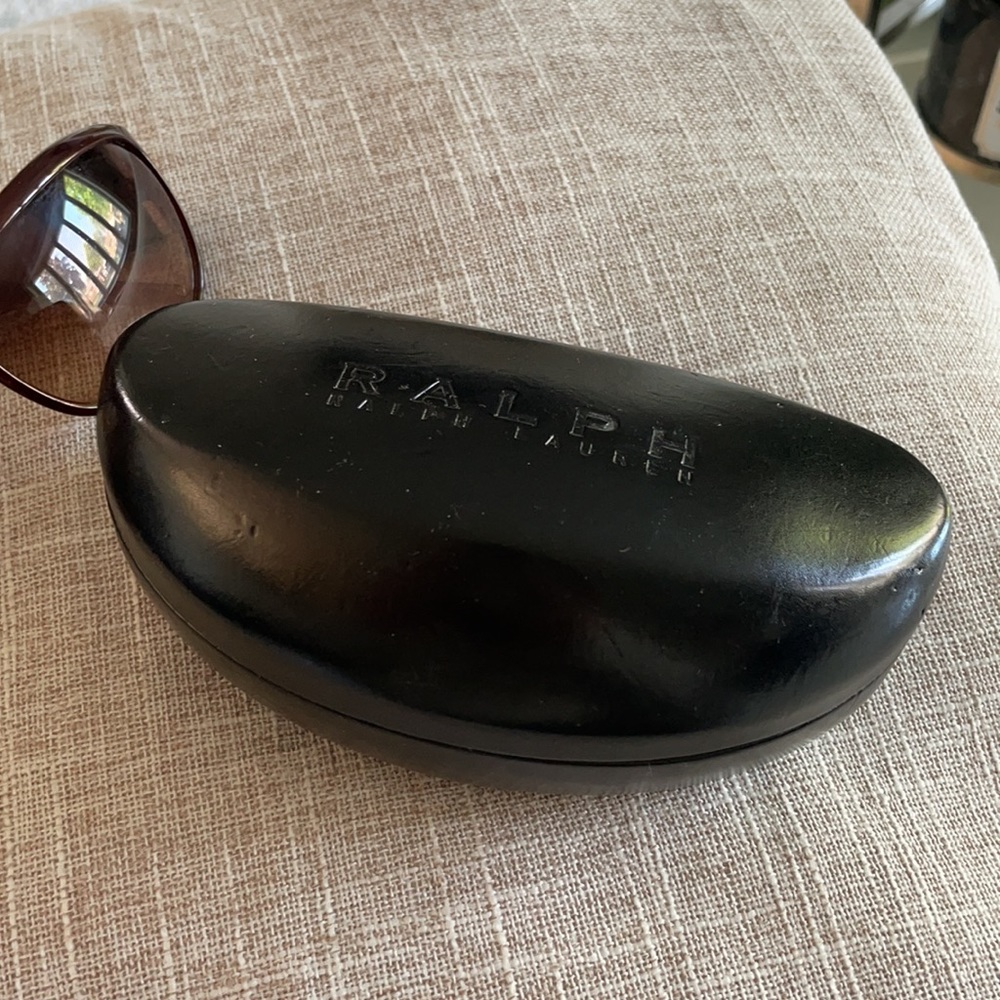 Michael Kors Sunglasses - Picture 6 of 7